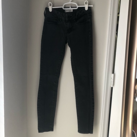 Bullhead Black Skinny Jeans - Picture 1 of 4